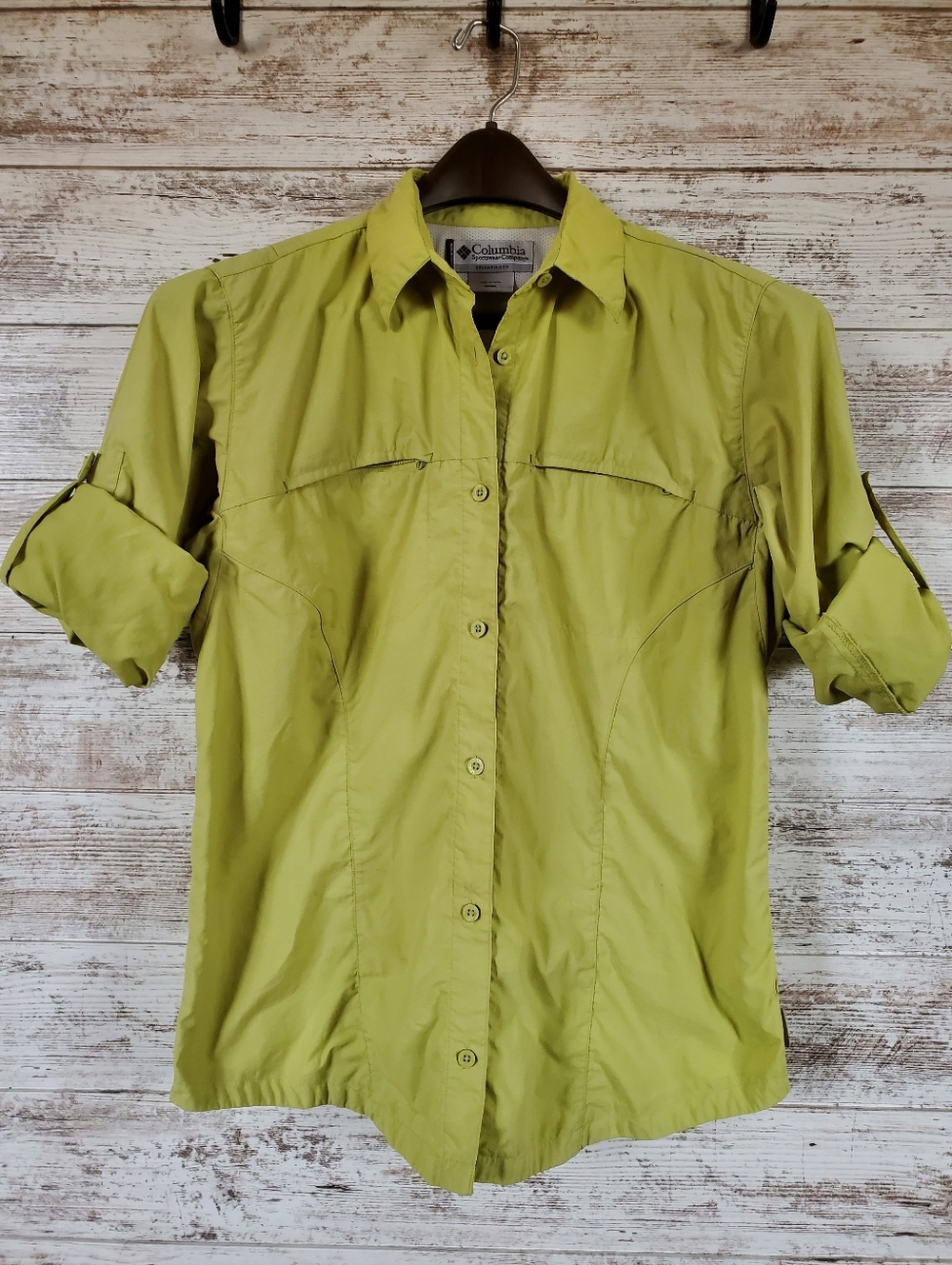 Columbia Titanium Vented Hiking Shirt Roll Tab Sleeve